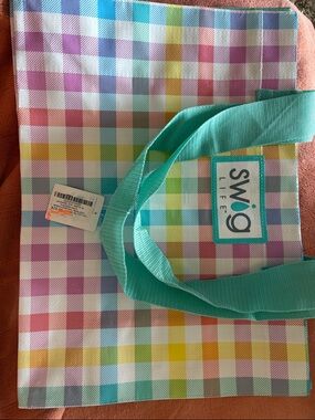 Swig Life Pastel Rainbow Gingham Laminated Tote with Teal Handles NWT